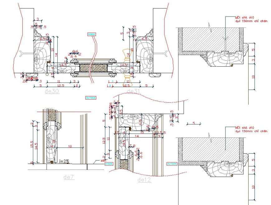 Detail in door section plan layout file